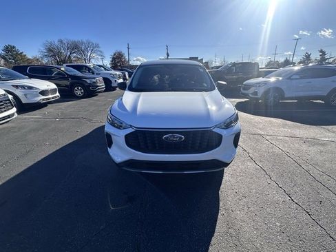 Used 2023 Ford Escape Active image 8