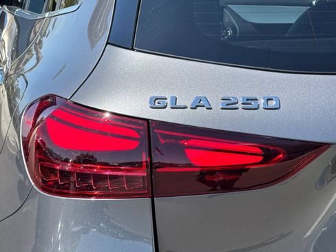Certified 2026 Mercedes-Benz GLA 250 4MATIC image 31