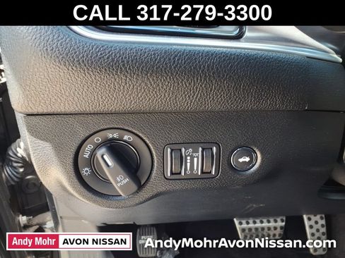 Used 2018 Dodge Challenger R/T Scat Pack RWD image 19