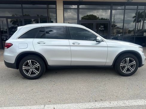 Used 2020 Mercedes-Benz GLC 300 4MATIC image 8