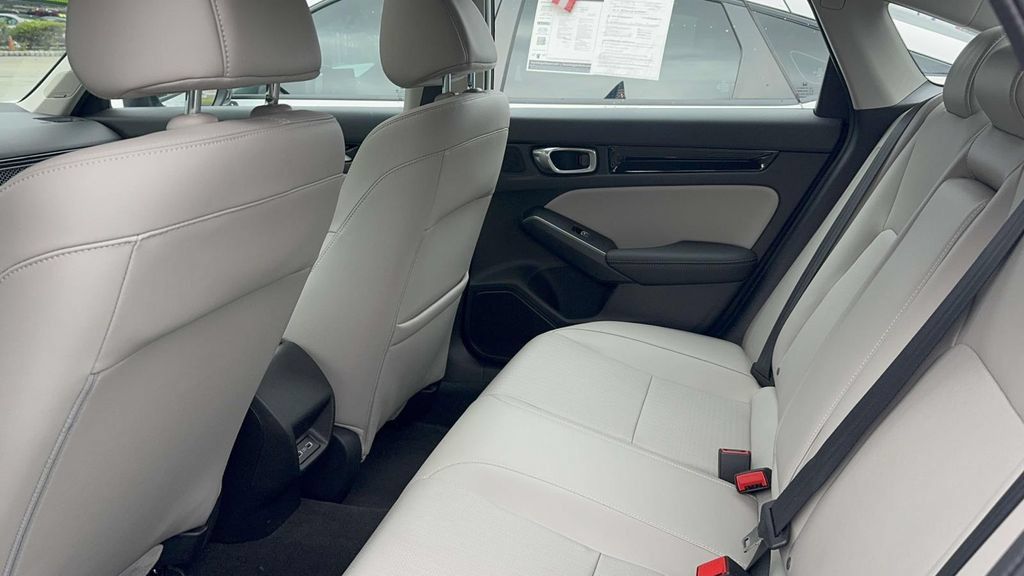 Used 2023 Honda Civic Touring image 38