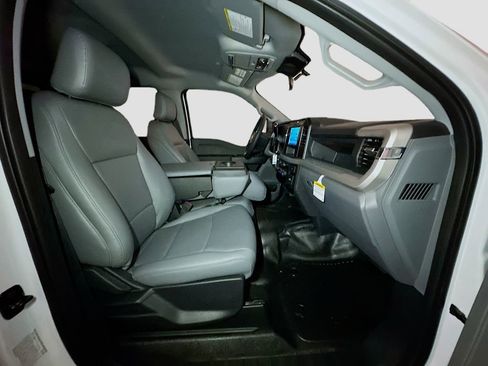 New 2026 Ford F450 XL w/ XL Chrome Package AWD/4WD image 36