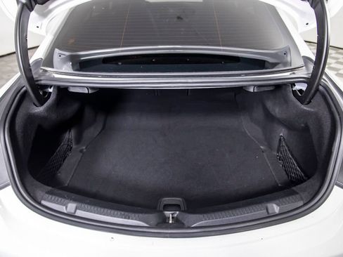 Used 2022 Mercedes-Benz E 450 Coupe image 8