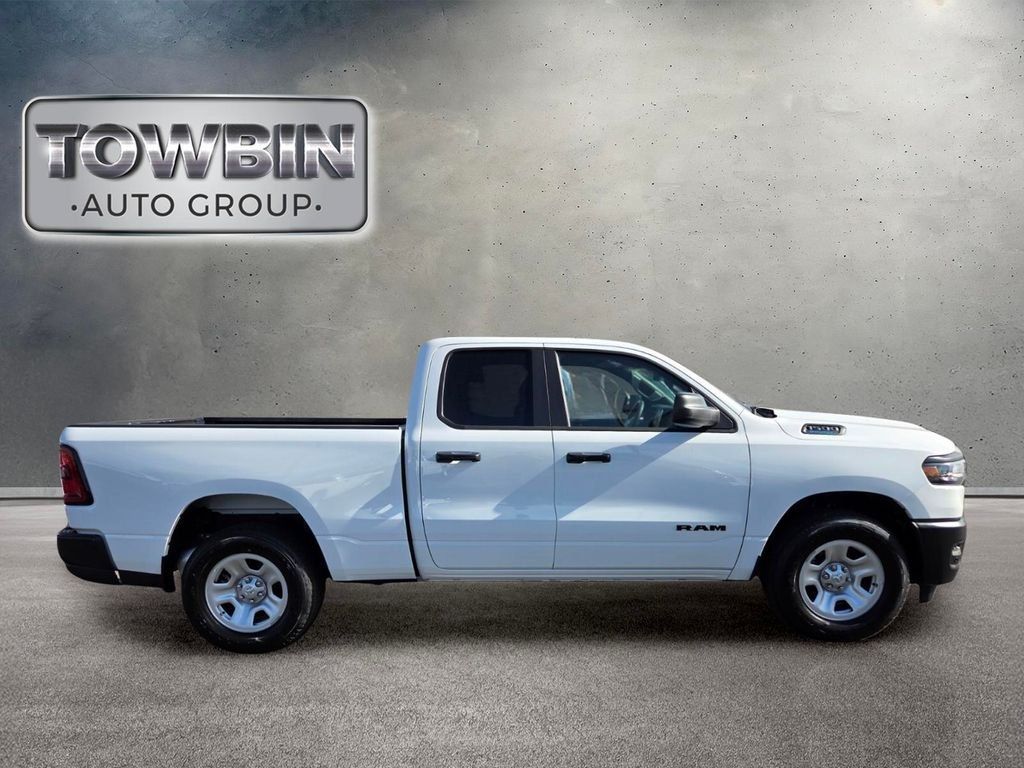 Used 2025 RAM 1500 Tradesman AWD/4WD image 3