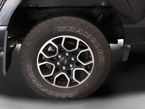Used 2023 Ford F150 XLT w/ Equipment Group 302A High AWD/4WD image 32