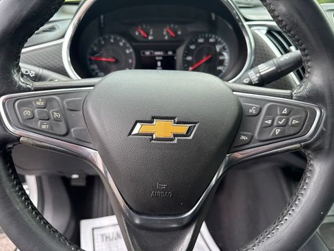 Used 2018 Chevrolet Malibu LT w/ Sport Package FWD image 24