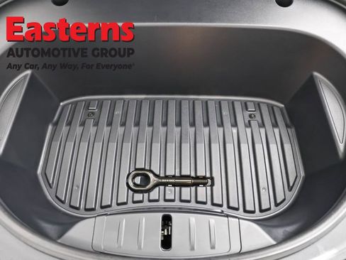 Used 2023 Tesla Model 3 Standard Range RWD image 7