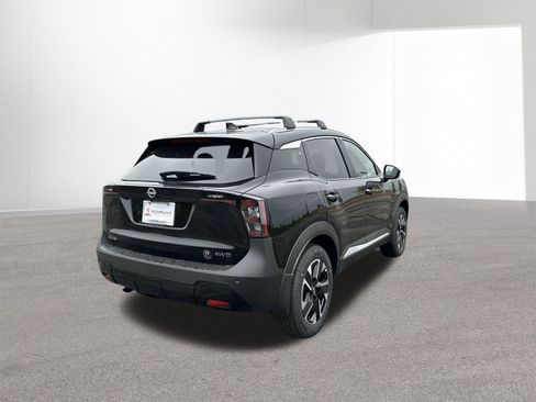 New 2026 Nissan Kicks SV w/ SV Premium Package AWD/4WD image 36