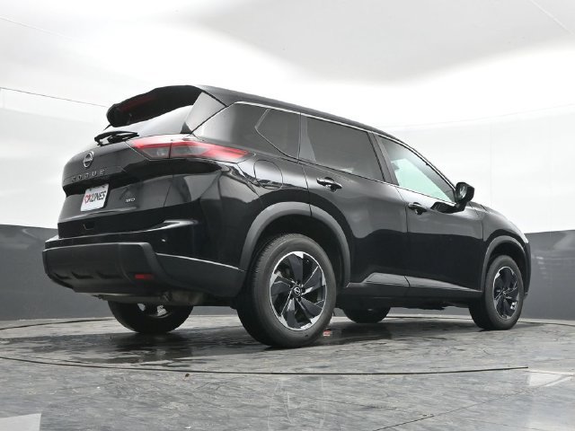 Used 2025 Nissan Rogue SV AWD/4WD image 42