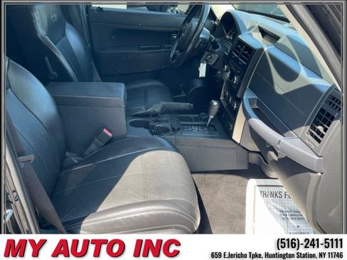 Used 2012 Jeep Liberty Sport image 27