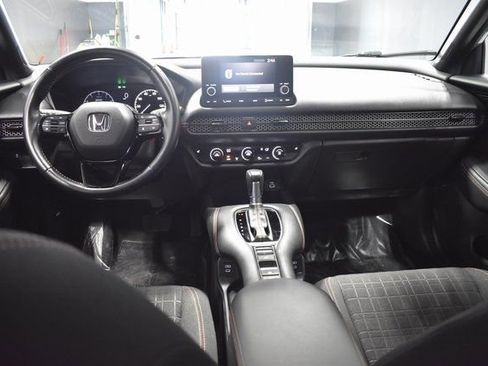 Used 2025 Honda HR-V Sport image 13