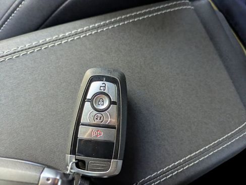 New 2025 Ford Bronco Badlands image 30