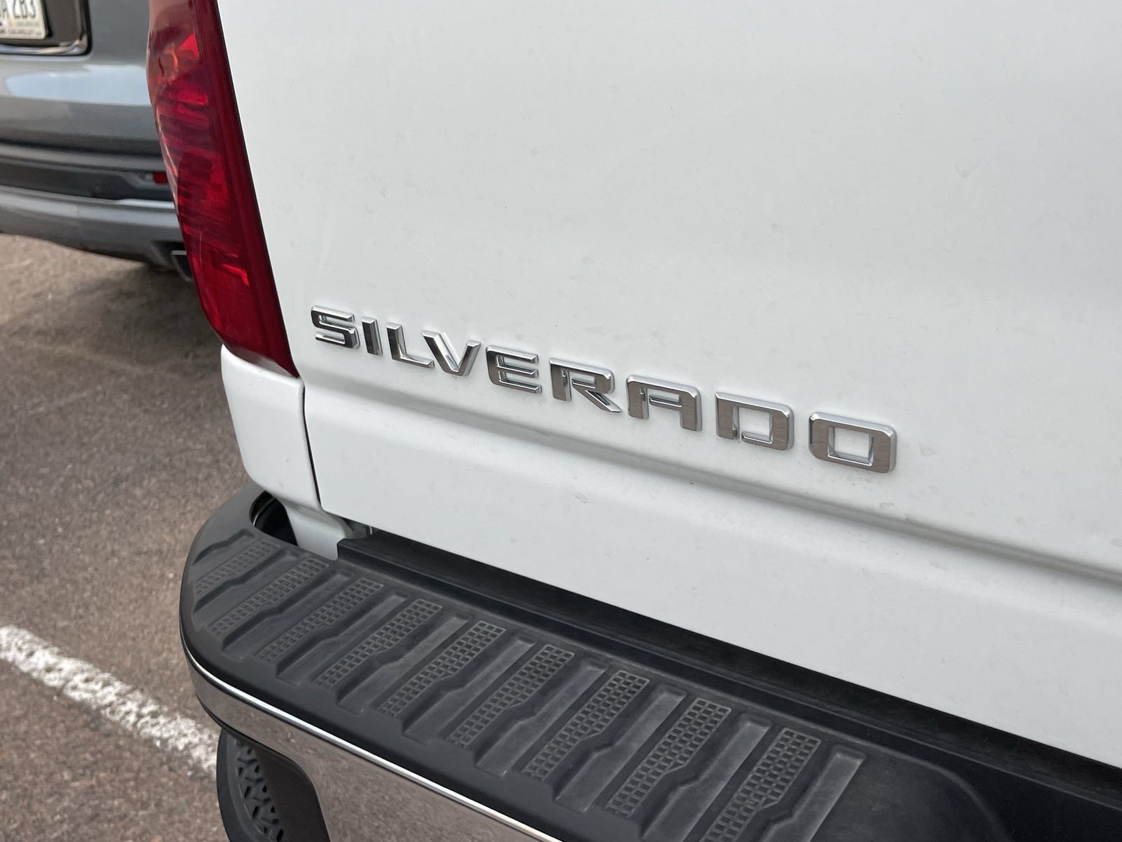 Used 2026 Chevrolet Silverado 2500 LT w/ All Star Edition AWD/4WD image 5