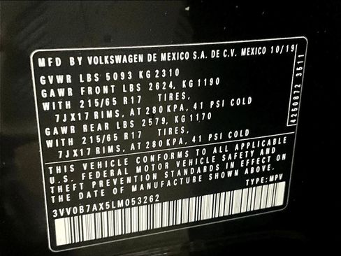 Used 2020 Volkswagen Tiguan S image 34