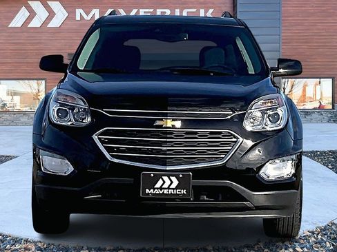 Used 2017 Chevrolet Equinox LT w/ Driver Confidence Package II image 2