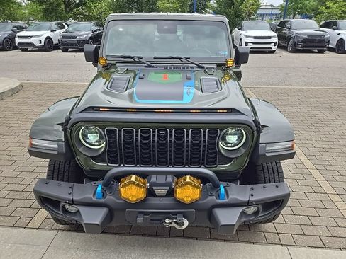 Used 2024 Jeep Wrangler Unlimited Rubicon 4xe AWD/4WD image 2