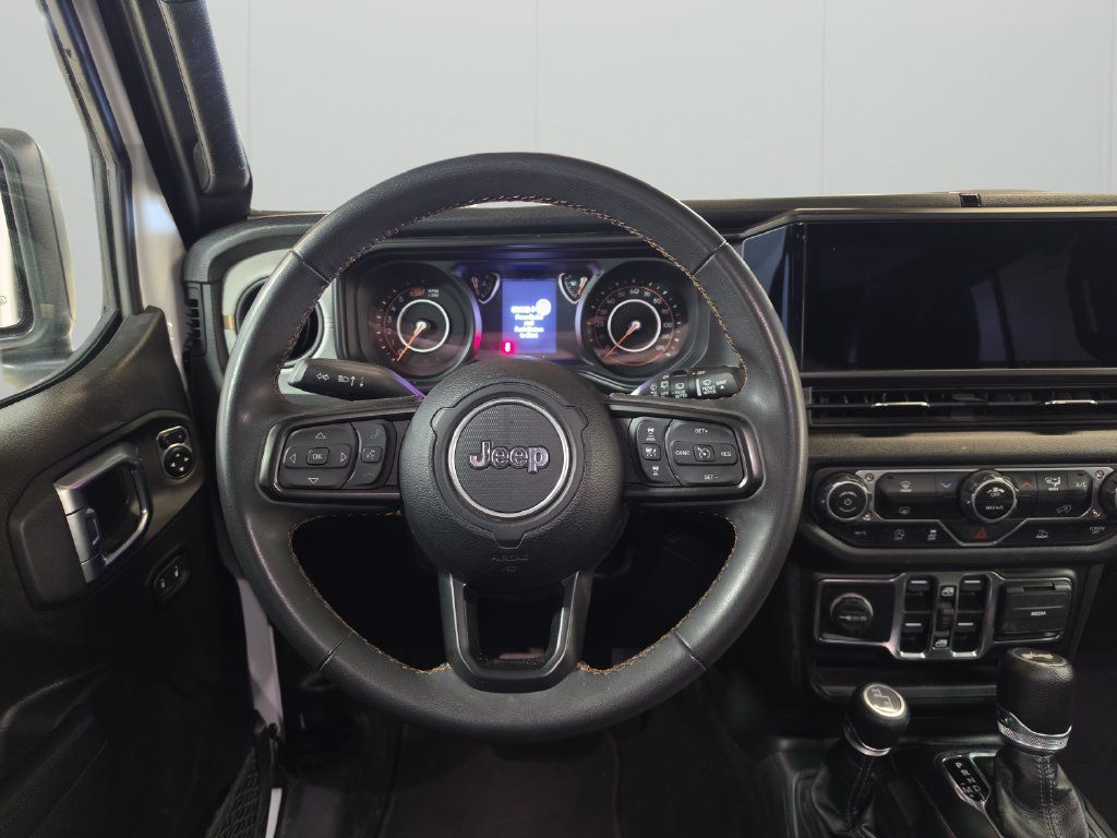 Used 2024 Jeep Wrangler Unlimited Sport AWD/4WD image 18
