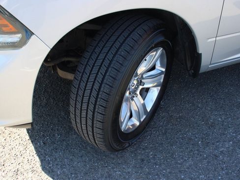 Used 2014 RAM 1500 Sport image 40