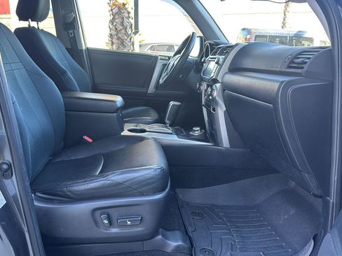 Used 2013 Toyota 4Runner Limited image 12