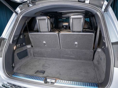 New 2026 Mercedes-Benz GLS 580 4MATIC image 6