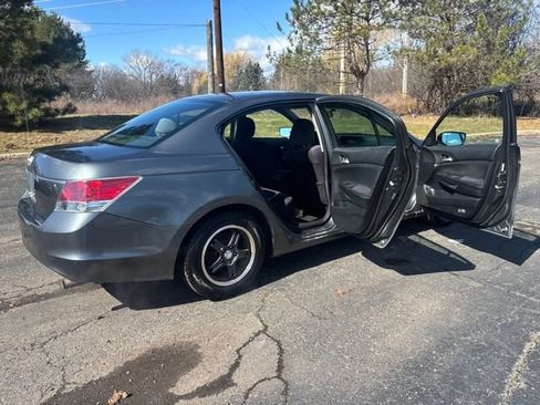 Used 2010 Honda Accord LX image 24