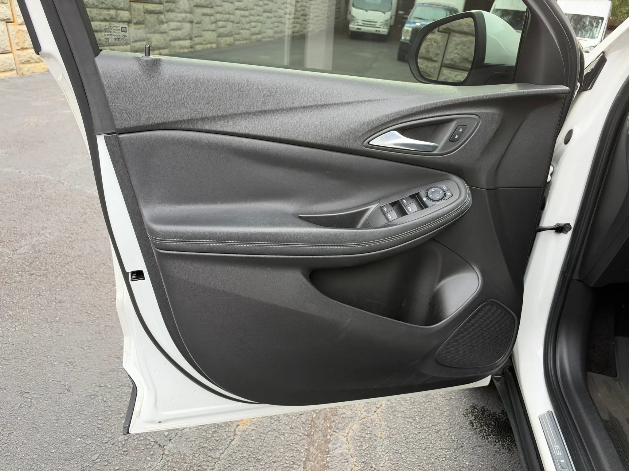Used 2021 Buick Encore GX Preferred FWD image 26