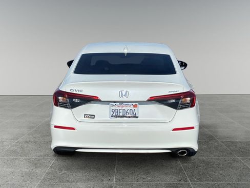 Used 2022 Honda Civic Sport image 4