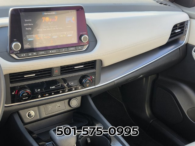 Used 2023 Nissan Rogue SV w/ SV Premium B Package FWD image 28