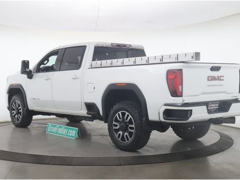 Used 2020 GMC Sierra 3500 AT4 w/ AT4 Premium Package AWD/4WD image 8