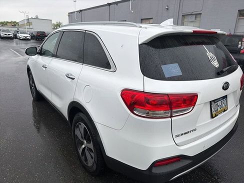Used 2017 Kia Sorento EX AWD/4WD image 4