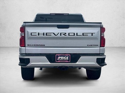 Used 2021 Chevrolet Silverado 1500 Custom image 4