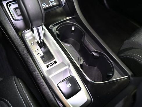 Used 2025 Subaru Ascent Premium image 28