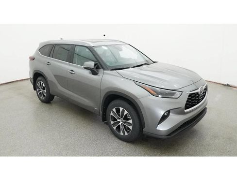 New 2026 Toyota Highlander XLE AWD/4WD image 13