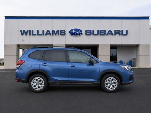 Used 2021 Subaru Forester AWD/4WD image 9