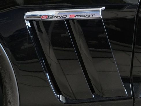 Used 2011 Chevrolet Corvette Grand Sport w/ Preferred Equipment Group image 9