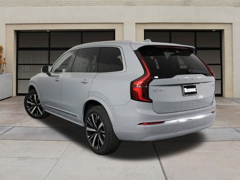 New 2026 Volvo XC90 B5 Core AWD/4WD image 3
