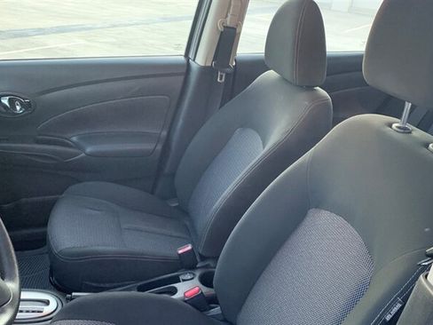 Used 2018 Nissan Versa SV FWD image 13