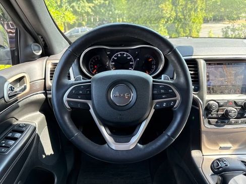 Used 2014 Jeep Grand Cherokee Limited w/ Luxury Group II AWD/4WD image 9