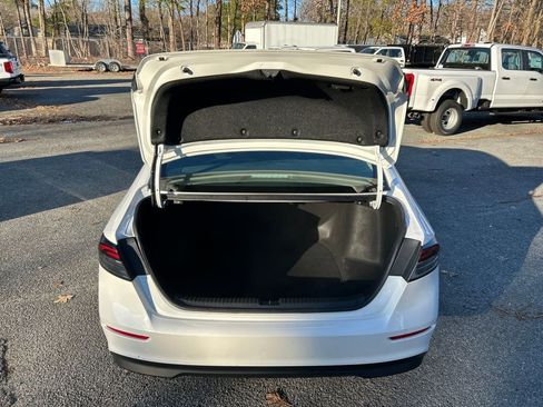 Used 2023 Honda Accord EX image 28