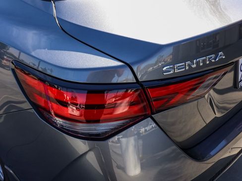 Used 2025 Nissan Sentra S image 7