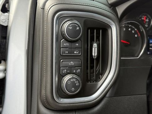 Used 2019 Chevrolet Silverado 1500 LT w/ True North Edition image 13