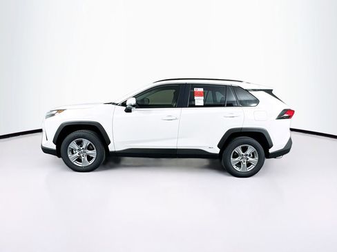 New 2025 Toyota RAV4 XLE image 5