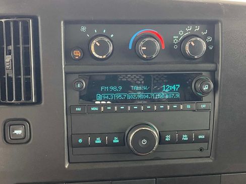 Used 2025 Chevrolet Express 2500 w/ Driver Convenience Package RWD image 28