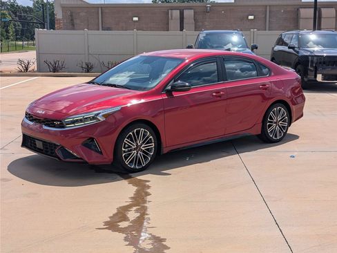 Used 2022 Kia Forte GT w/ GT Technology Package FWD image 1