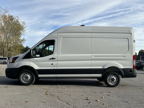 New 2026 Ford Transit 350 148 High Roof AWD image 8