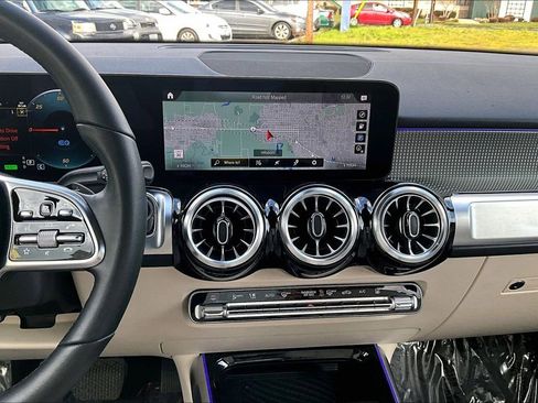 Used 2023 Mercedes-Benz EQB 250+ image 8