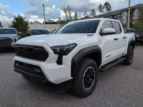 Certified 2026 Toyota Tacoma TRD Off-Road w/ TRD Off Road Upgrade Package AWD/4WD image 2