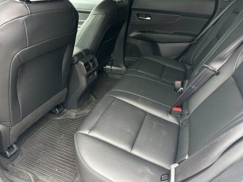 Used 2025 Nissan Murano SV AWD/4WD image 11