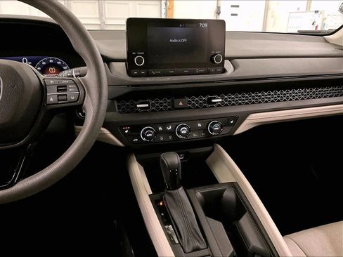 Used 2024 Honda Accord EX image 6