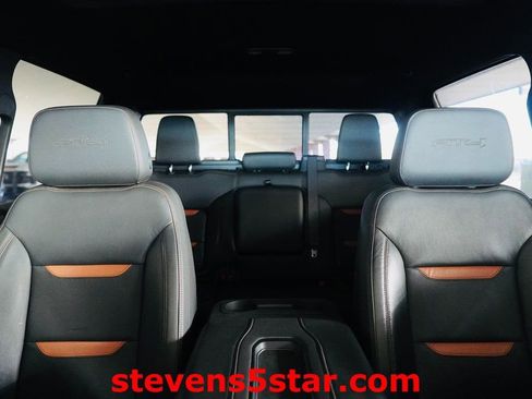 Used 2021 GMC Sierra 1500 AT4 w/ AT4 Preferred Package image 9
